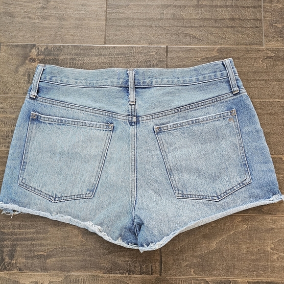 Madewell Women's Button Fly Jean Shorts sz 30 - Picture 5 of 5